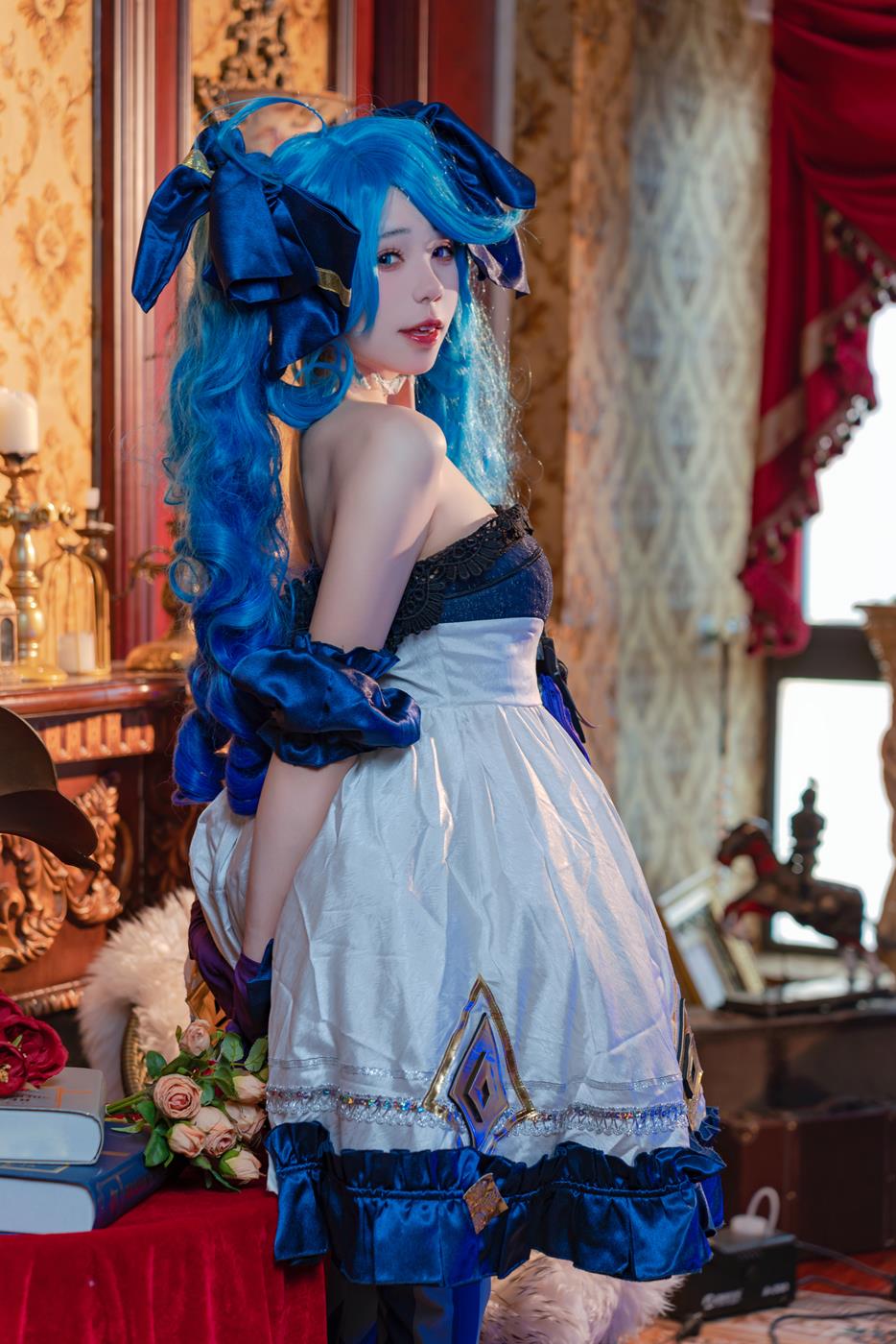 图片[11]-网紅博主@咬一口兔娘(黏黏团子兔)『格温』[12P] – 速更版-美库