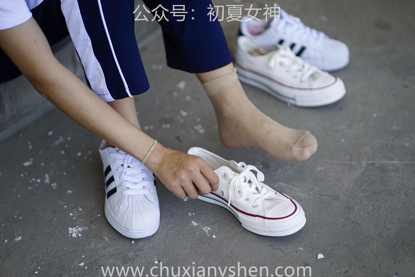 图片[37]-初夏女神 NO.027 点点 旧梦青春[172P] – 速更版-美库