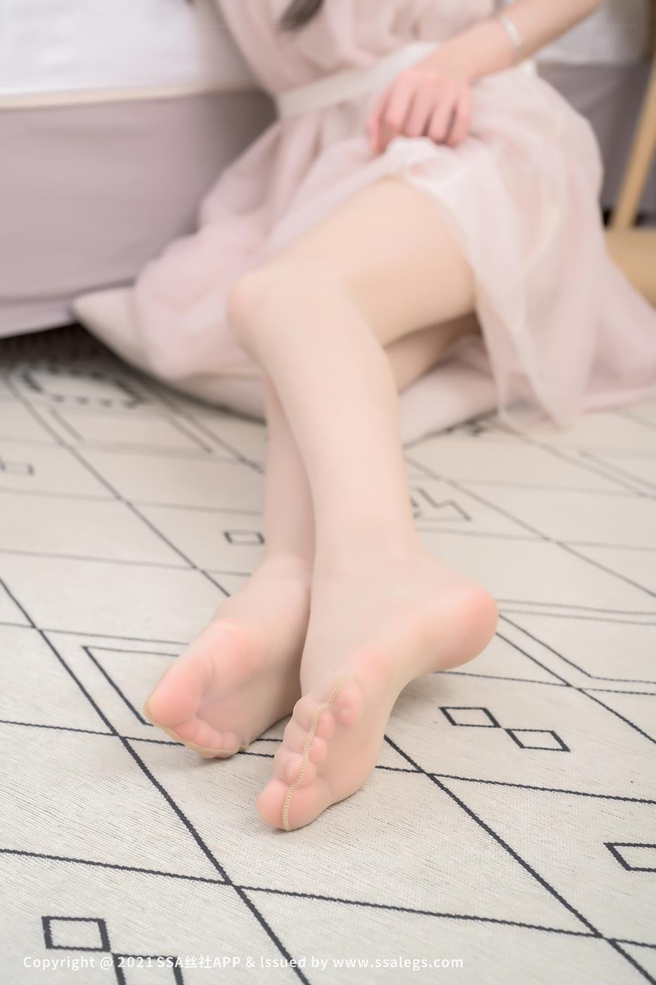 图片[32]-[SSA丝社]超清写真 NO.765 模特团团的肤色油亮丝袜（下）[124P] – 速更版-美库