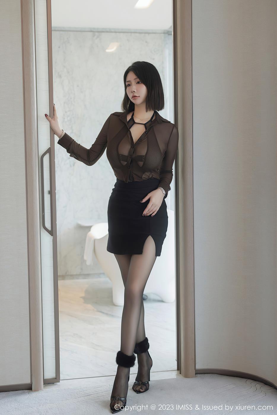 图片[34]-[IMISS爱蜜社] 2023.08.22 VOL.744 Evon陈赞之 黑丝短裙[33P] – 速更版-美库