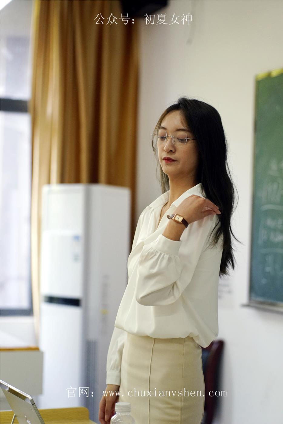 图片[48]-初夏女神 NO.029 依依 邻家女孩-实习篇[190P] – 速更版-美库