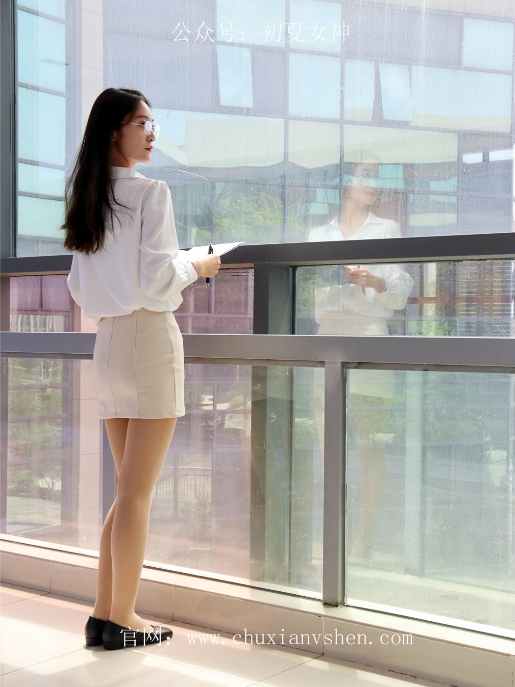 图片[81]-初夏女神 NO.029 依依 邻家女孩-实习篇[190P] – 速更版-美库