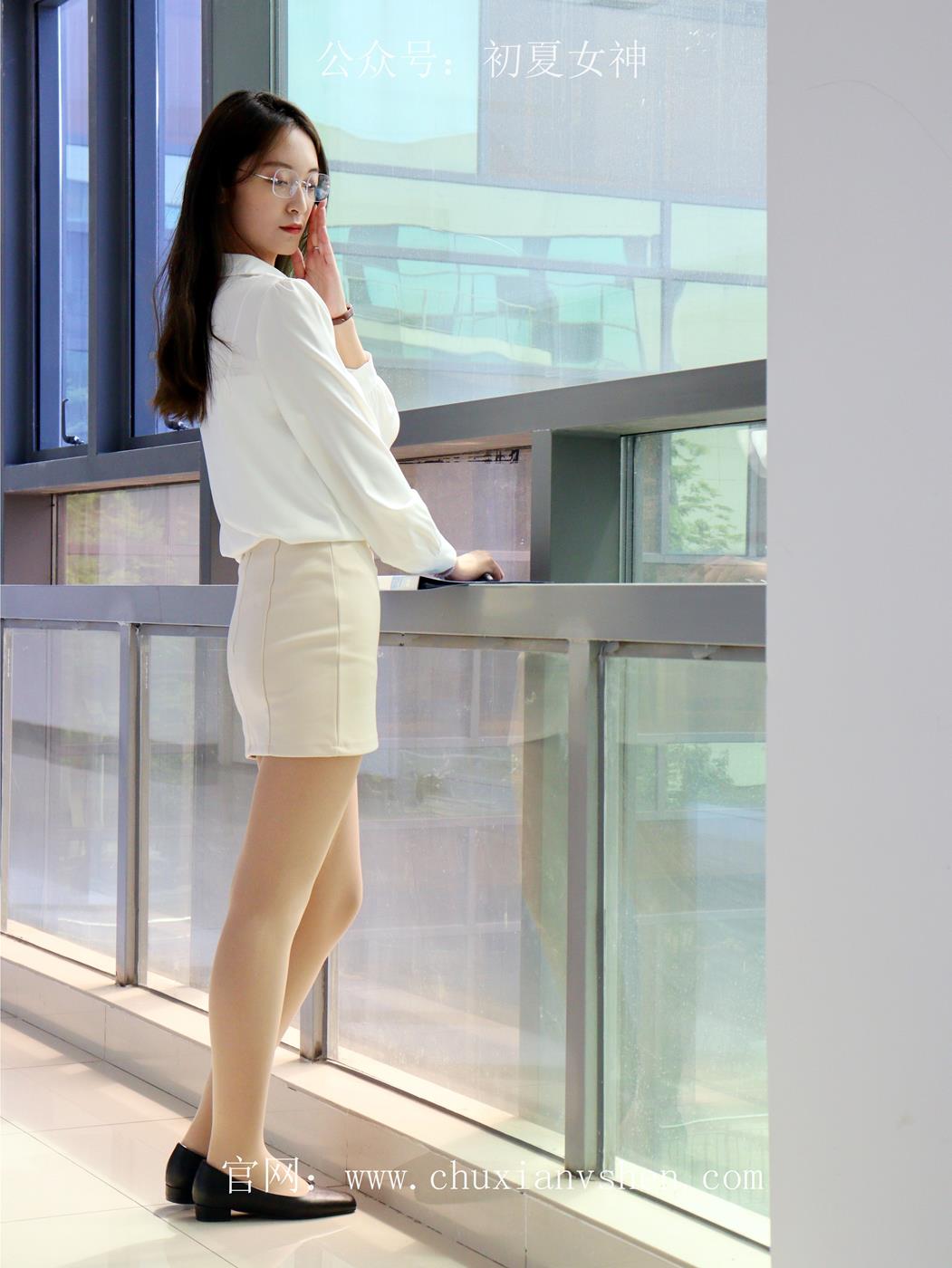 图片[84]-初夏女神 NO.029 依依 邻家女孩-实习篇[190P] – 速更版-美库