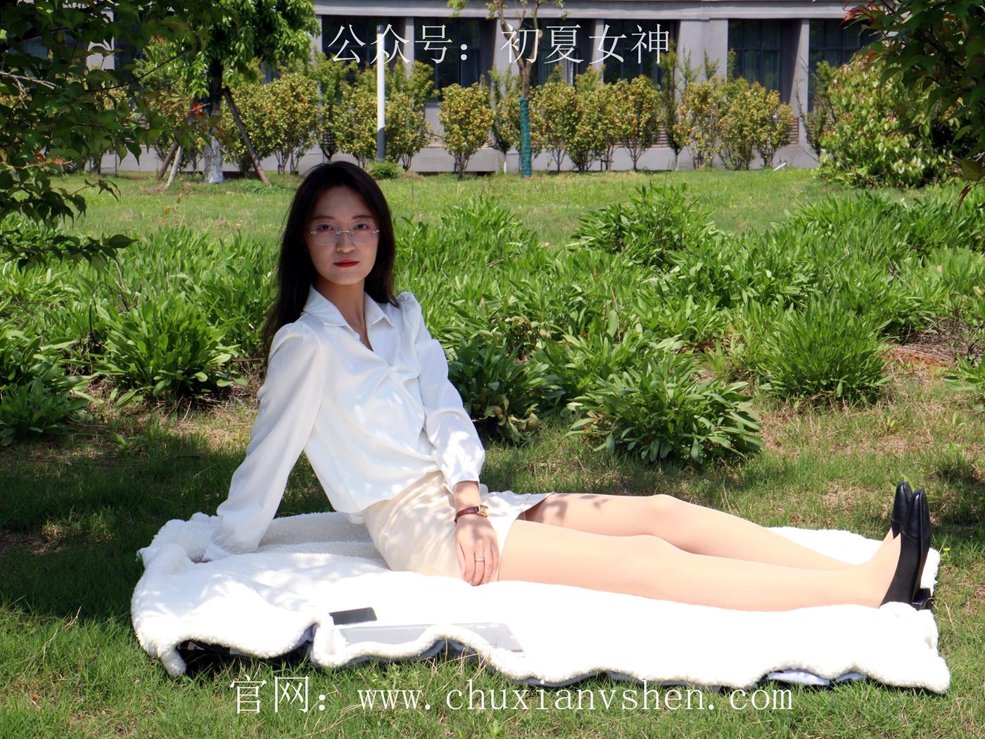 图片[108]-初夏女神 NO.029 依依 邻家女孩-实习篇[190P] – 速更版-美库