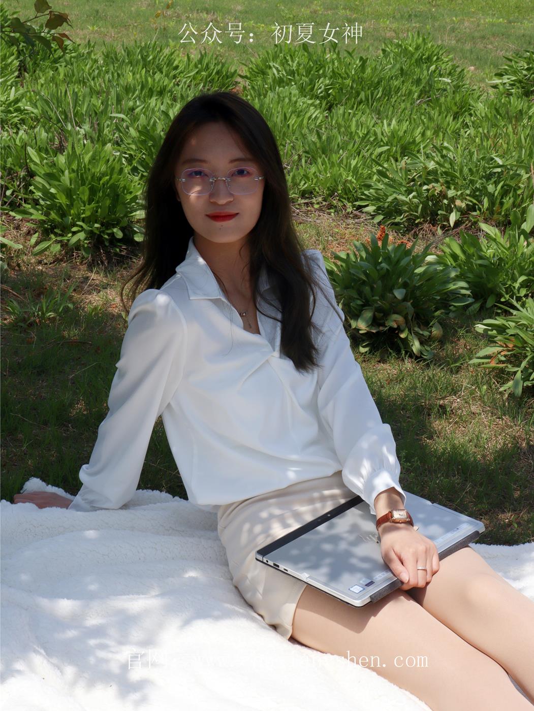 图片[121]-初夏女神 NO.029 依依 邻家女孩-实习篇[190P] – 速更版-美库