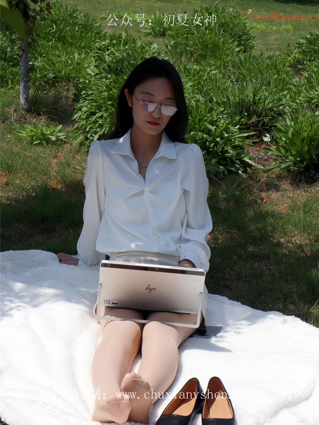 图片[127]-初夏女神 NO.029 依依 邻家女孩-实习篇[190P] – 速更版-美库