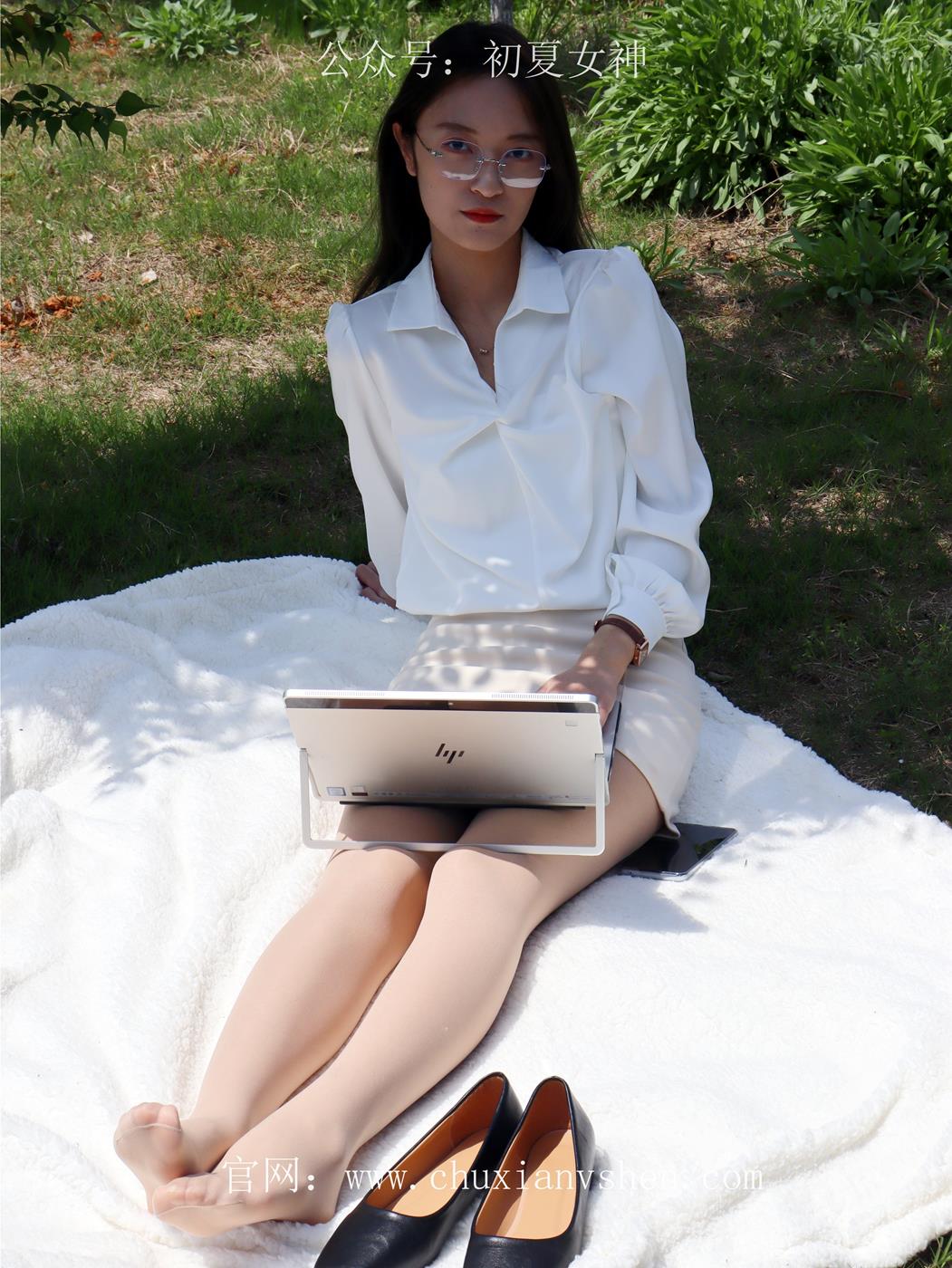 图片[130]-初夏女神 NO.029 依依 邻家女孩-实习篇[190P] – 速更版-美库