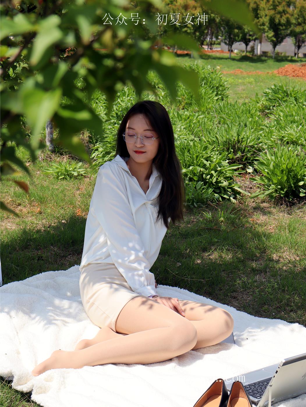 图片[145]-初夏女神 NO.029 依依 邻家女孩-实习篇[190P] – 速更版-美库