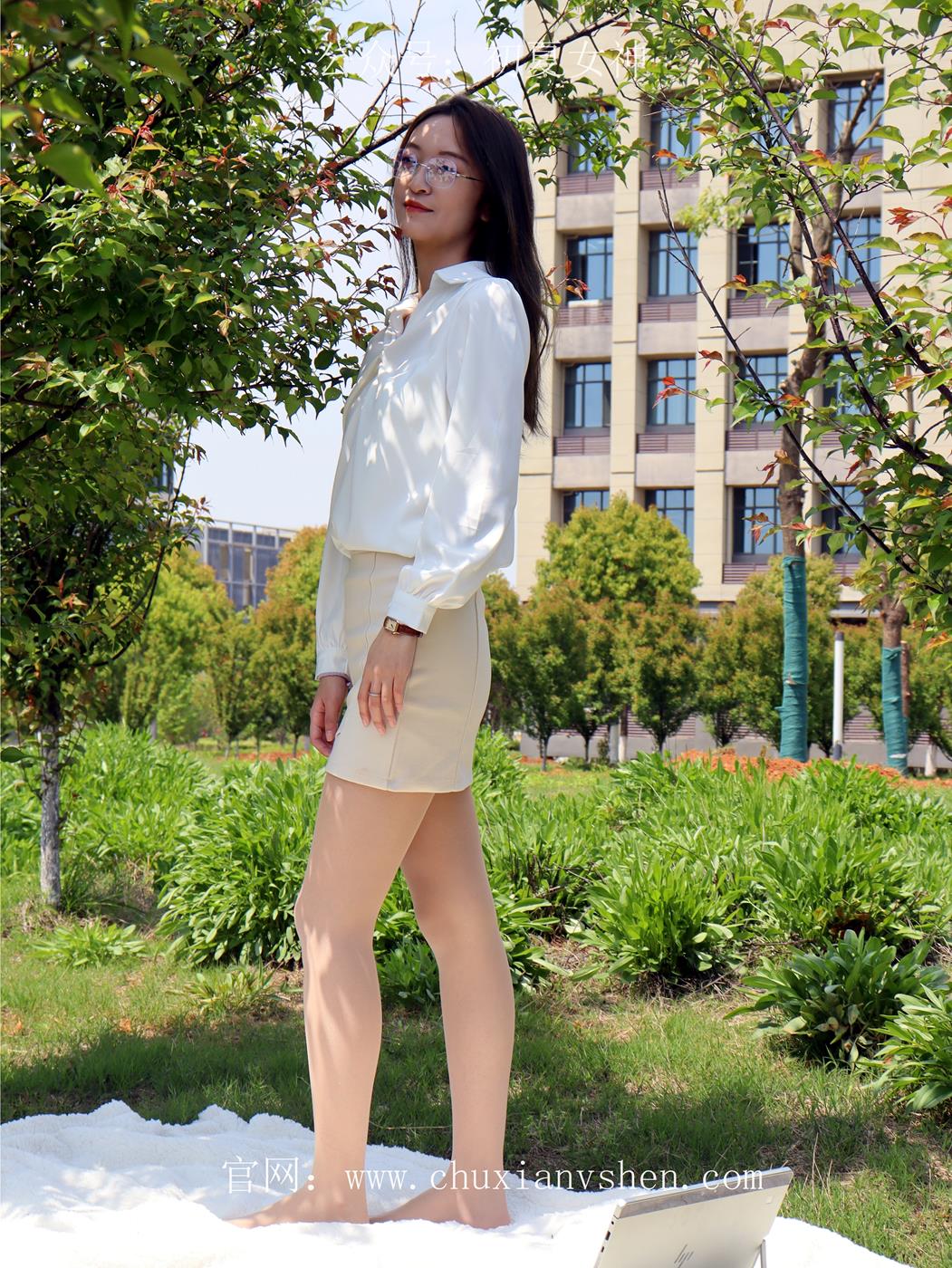 图片[151]-初夏女神 NO.029 依依 邻家女孩-实习篇[190P] – 速更版-美库