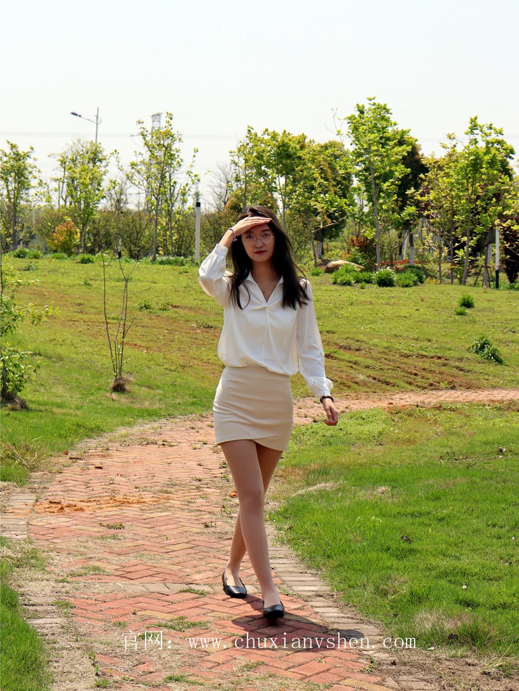 图片[171]-初夏女神 NO.029 依依 邻家女孩-实习篇[190P] – 速更版-美库