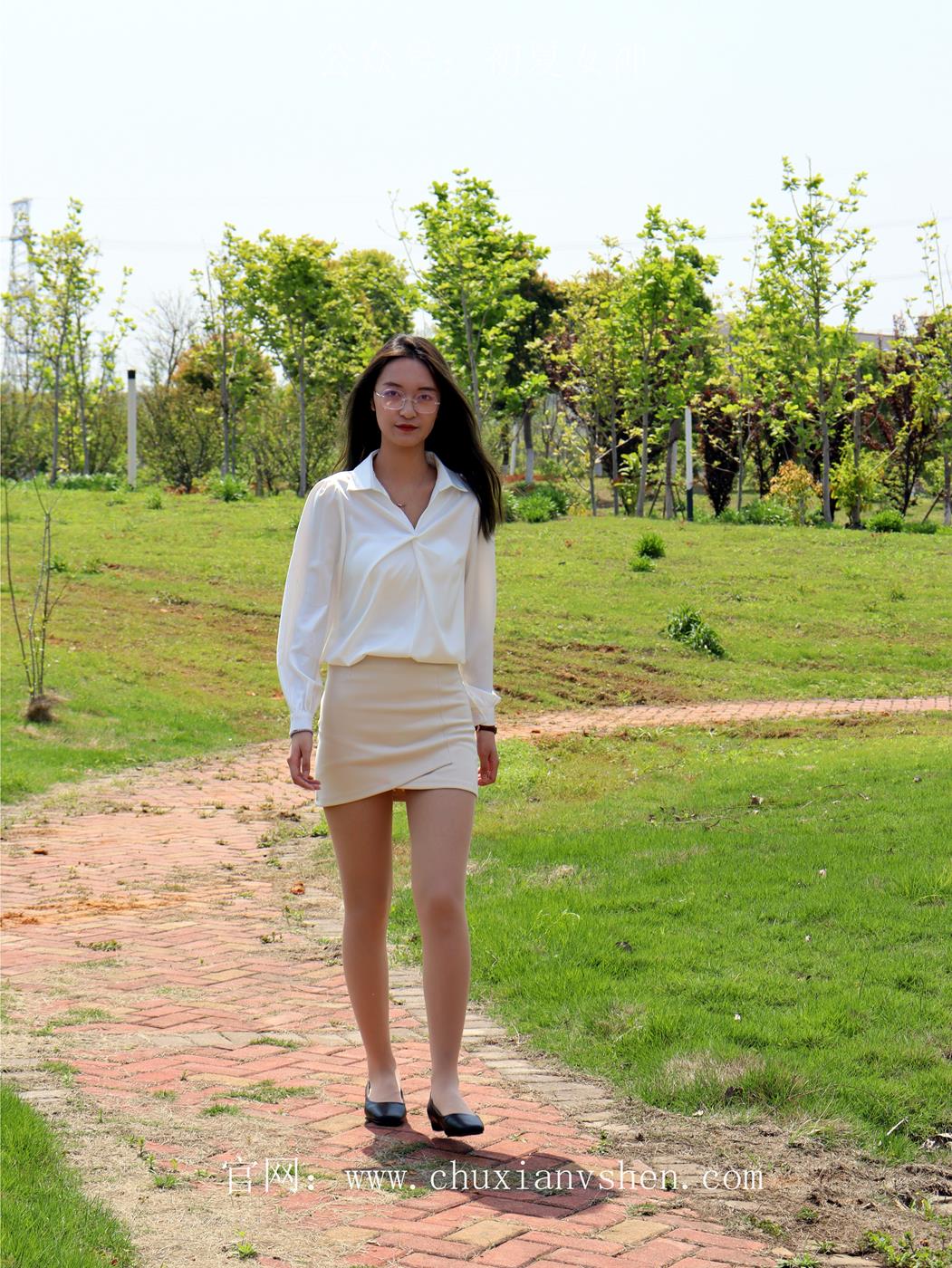 图片[173]-初夏女神 NO.029 依依 邻家女孩-实习篇[190P] – 速更版-美库