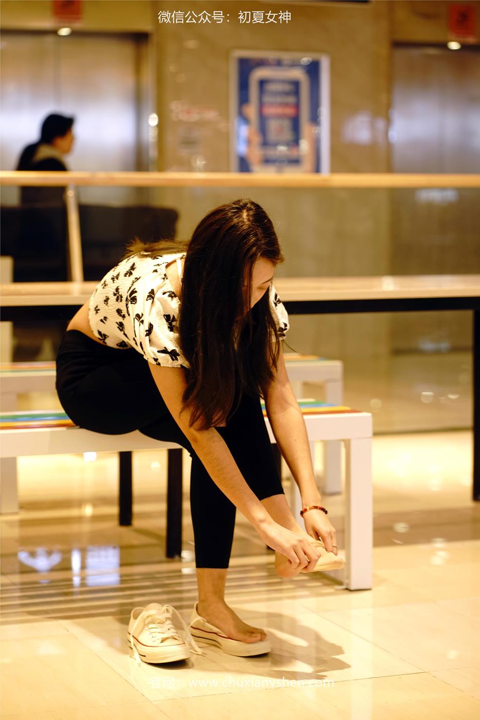 图片[35]-初夏女神 NO.030 依依 邻家女孩-商场篇[88P] – 速更版-美库