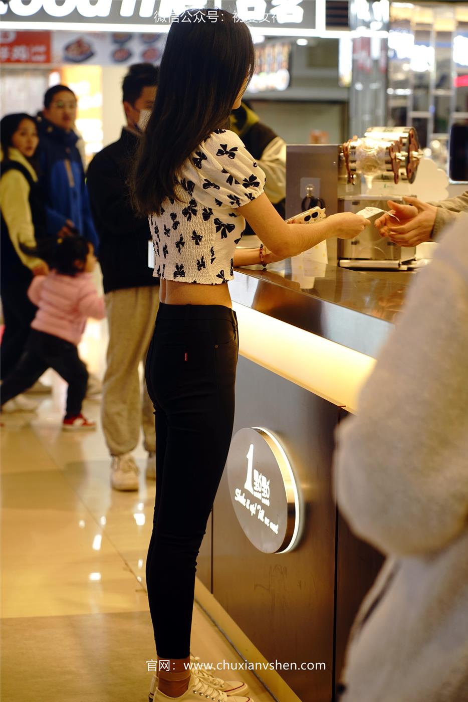 图片[60]-初夏女神 NO.030 依依 邻家女孩-商场篇[88P] – 速更版-美库