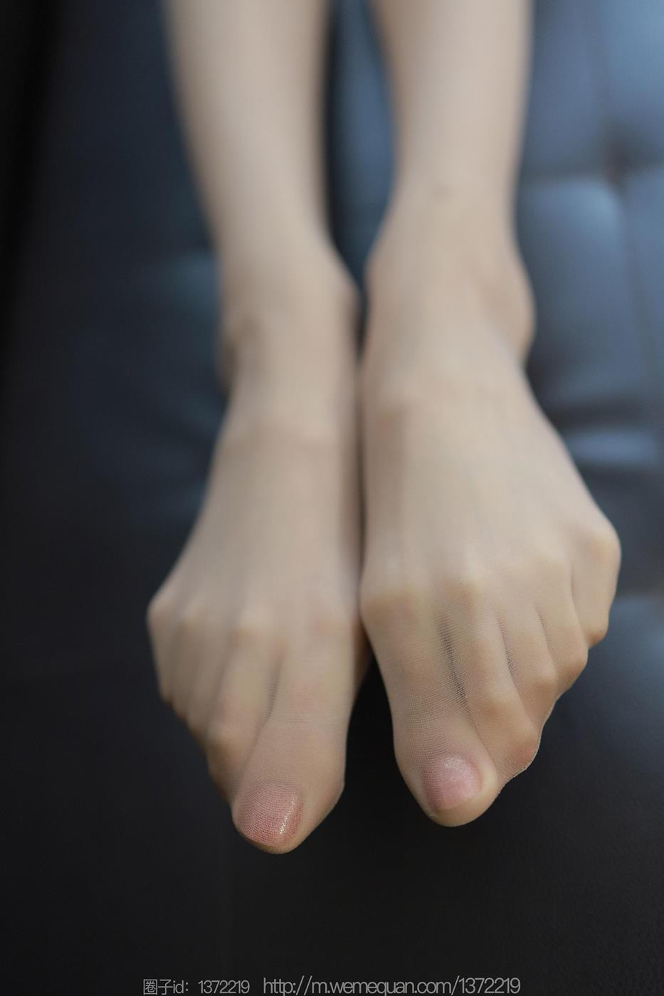 图片[40]-[IESS异思趣向] 2023.04.08 丝享家1415：团团《粉嫩长腿》[90P] – 速更版-美库