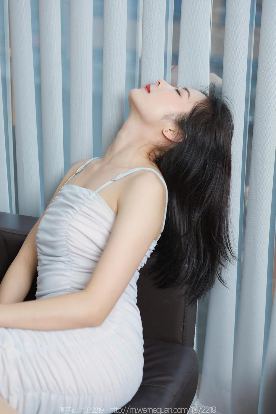 图片[34]-[IESS异思趣向] 2023.04.09 丝享家1416：小金《那天的包臀裙》[73P] – 速更版-美库