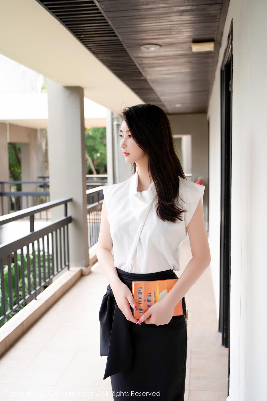 图片[33]-[Xiuren秀人网]2023.08.23 NO.7270 summer宝宝 去趟办公室吧？[50+1P] – 速更版-美库