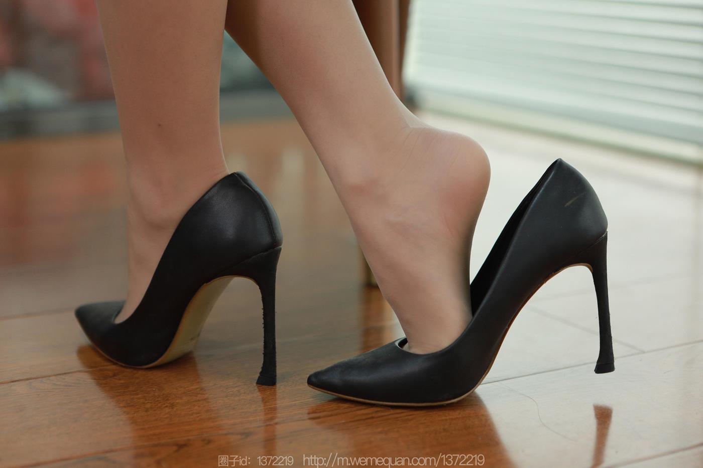 图片[31]-[IESS异思趣向] 2023.04.10 丝享家1417：兔兔《风情万种女秘书》[88P] – 速更版-美库