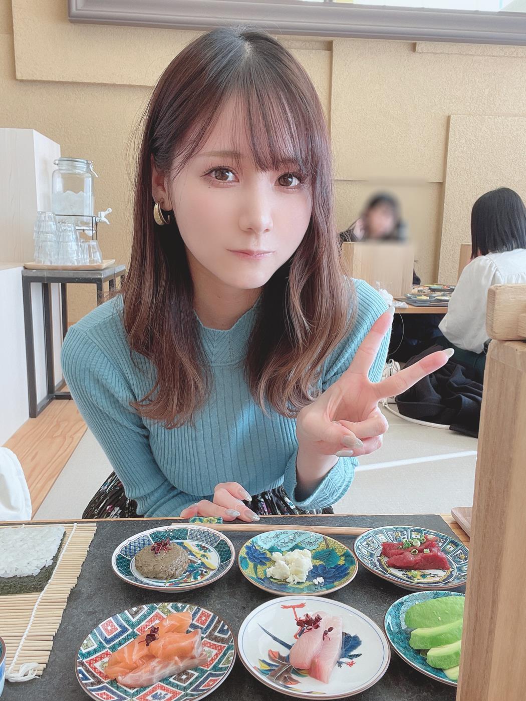 图片[21]-网紅Coser@.けん研(けんけん) Fantia-2022年1月合辑[96P] – 速更版-美库