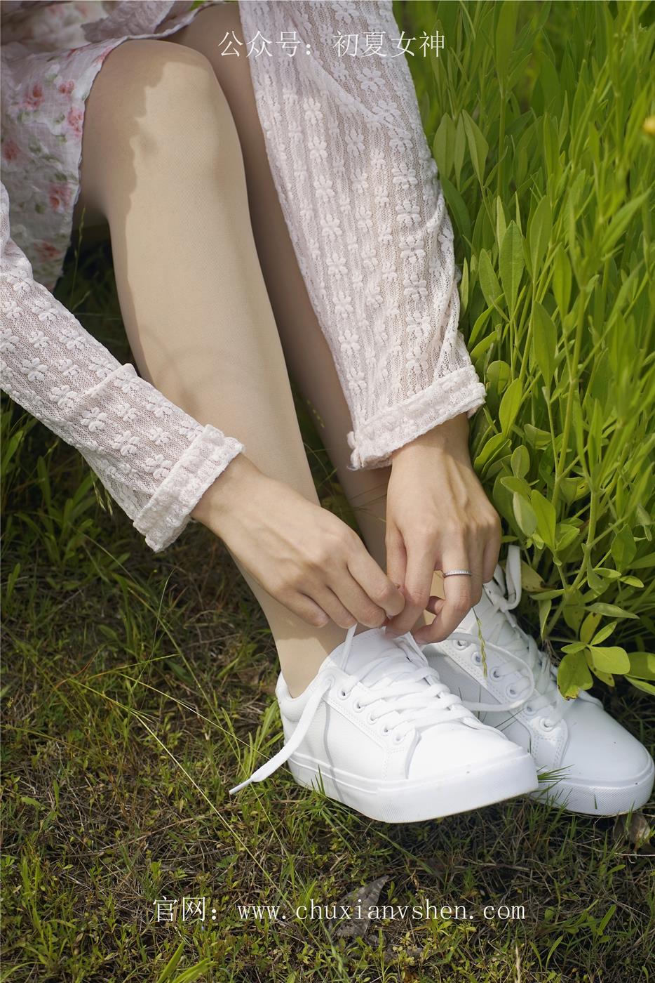 图片[16]-初夏女神 NO.032 依依 邻家女孩-风中少女[122P] – 速更版-美库