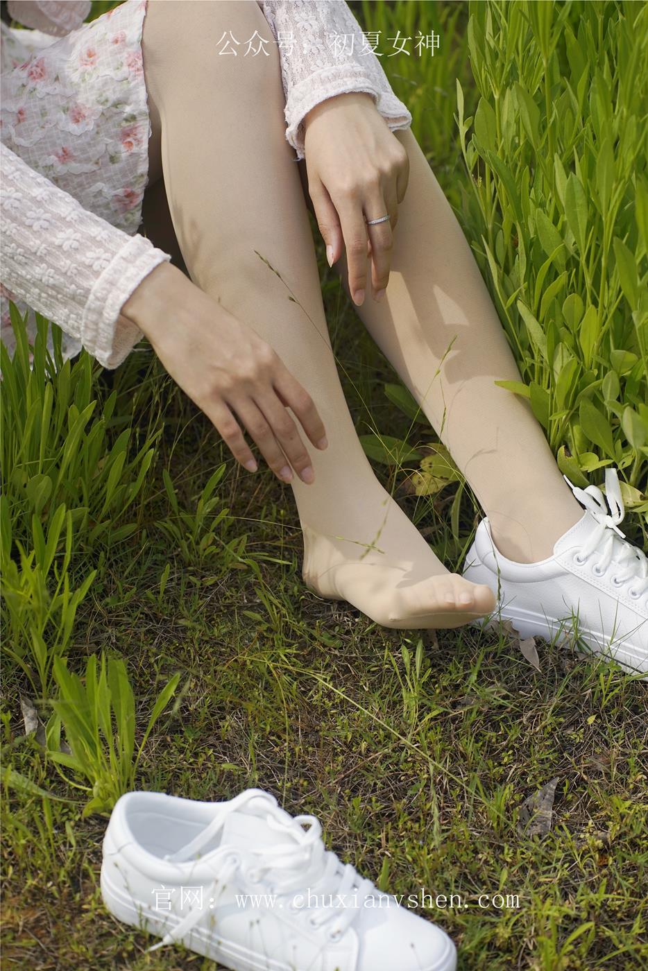 图片[18]-初夏女神 NO.032 依依 邻家女孩-风中少女[122P] – 速更版-美库