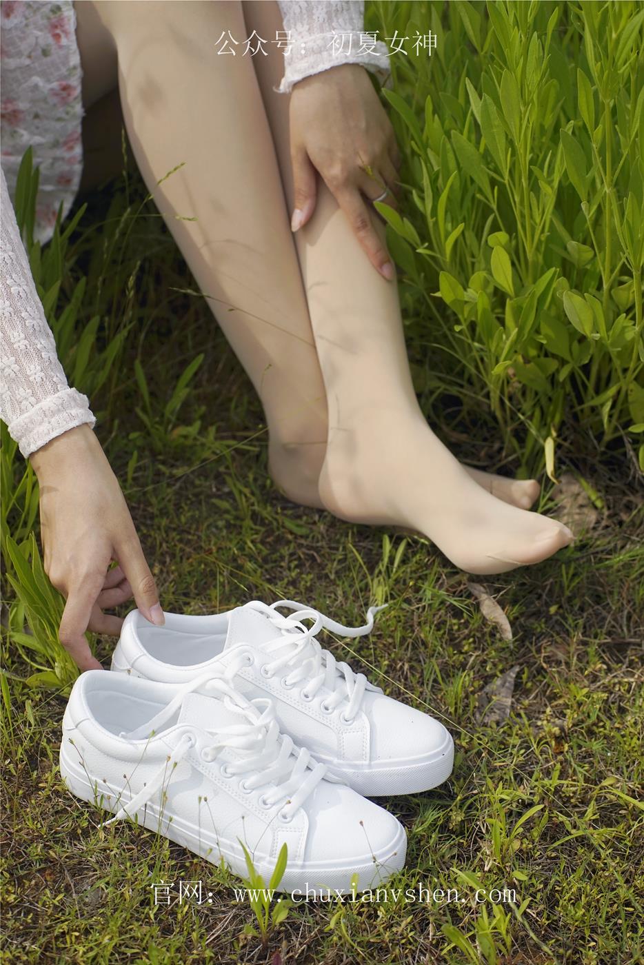 图片[20]-初夏女神 NO.032 依依 邻家女孩-风中少女[122P] – 速更版-美库