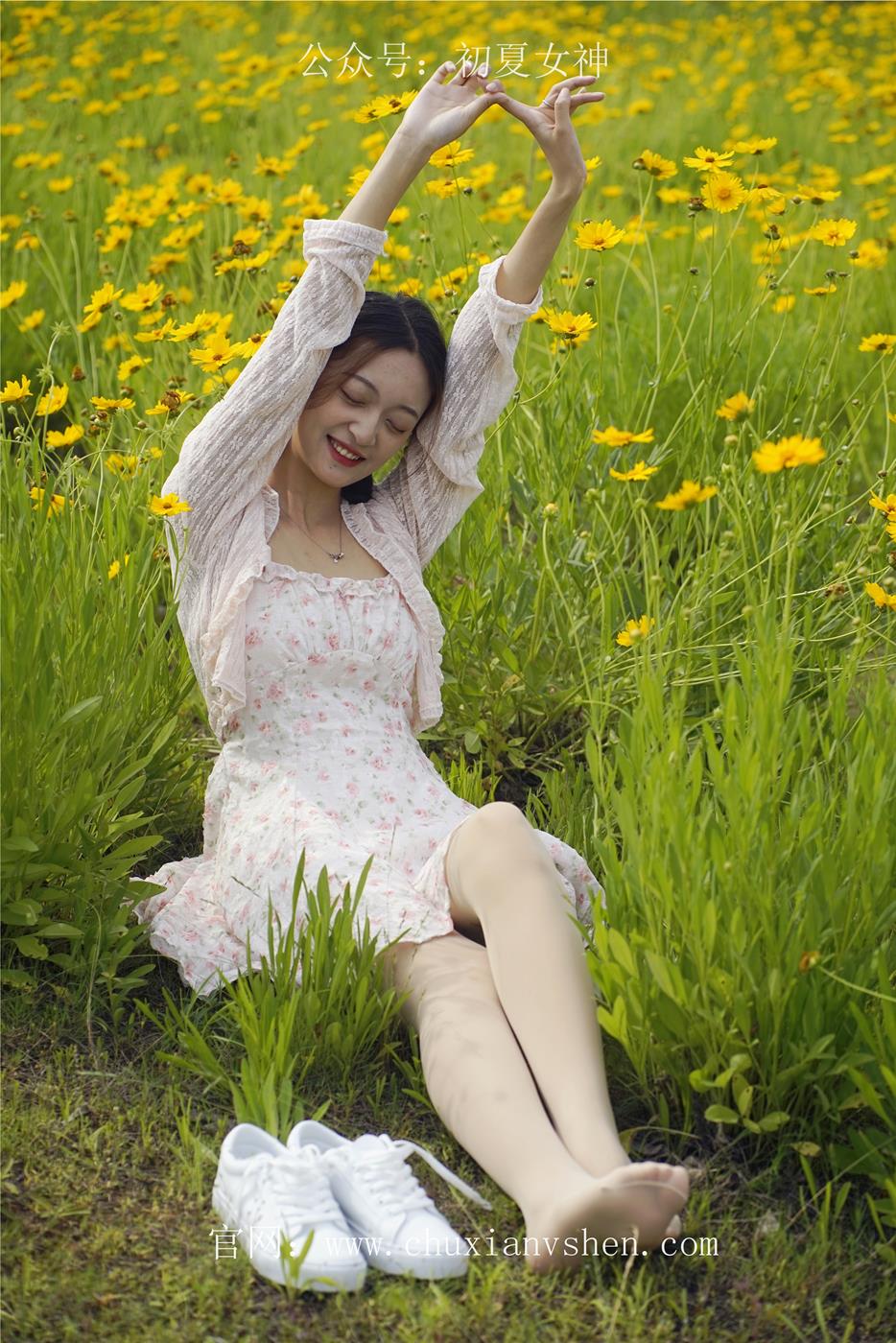 图片[26]-初夏女神 NO.032 依依 邻家女孩-风中少女[122P] – 速更版-美库