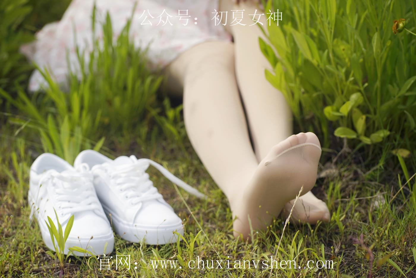 图片[27]-初夏女神 NO.032 依依 邻家女孩-风中少女[122P] – 速更版-美库