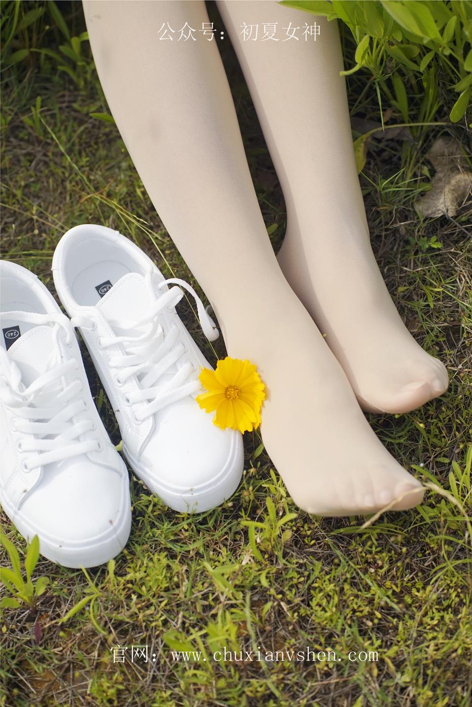 图片[30]-初夏女神 NO.032 依依 邻家女孩-风中少女[122P] – 速更版-美库