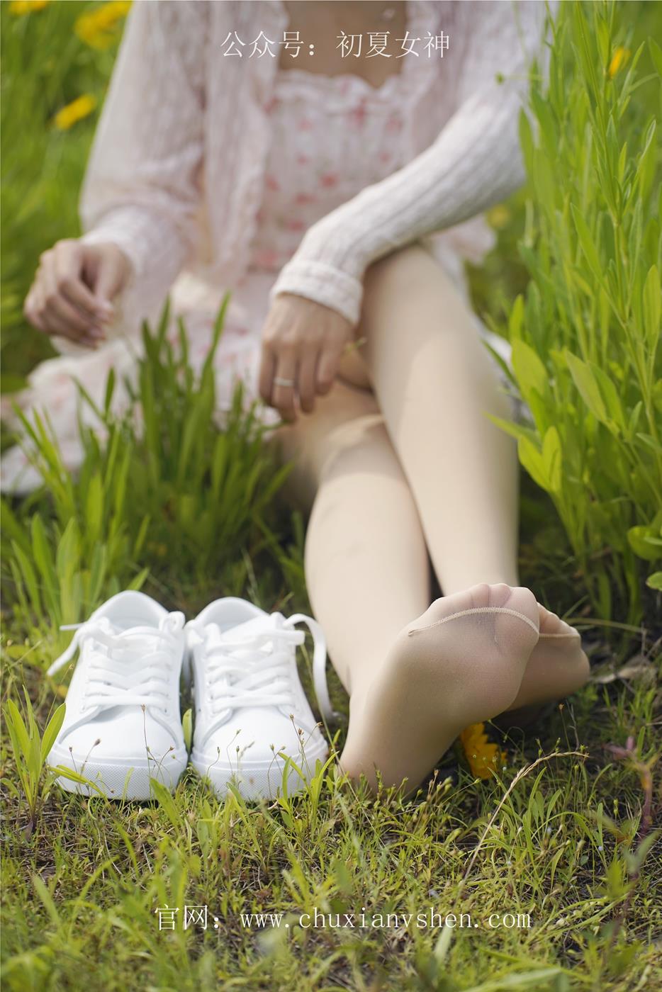 图片[34]-初夏女神 NO.032 依依 邻家女孩-风中少女[122P] – 速更版-美库