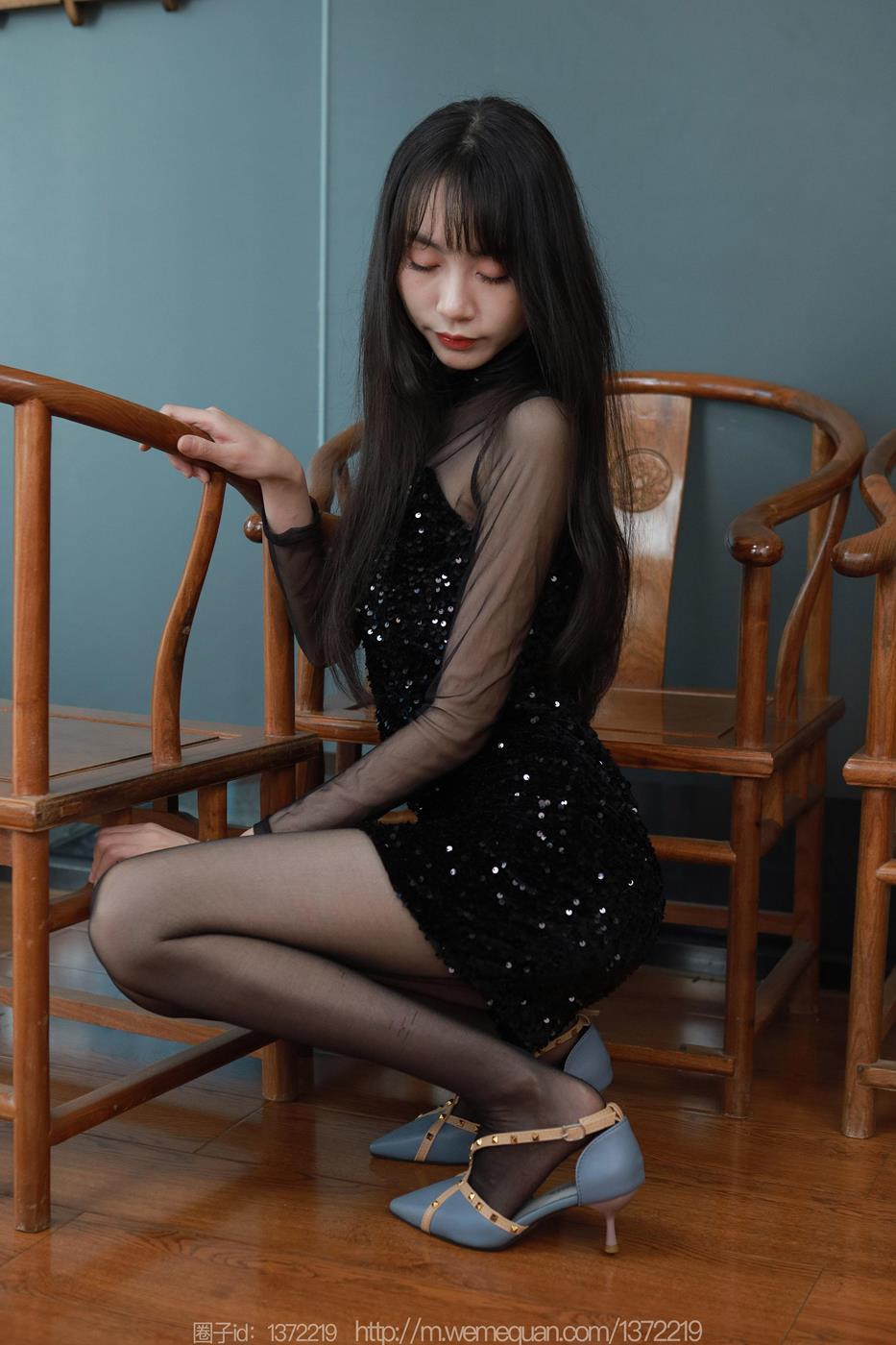 图片[24]-[IESS异思趣向] 2023.04.12 丝享家1419：团团《亮片嘿丝裙》[83P] – 速更版-美库