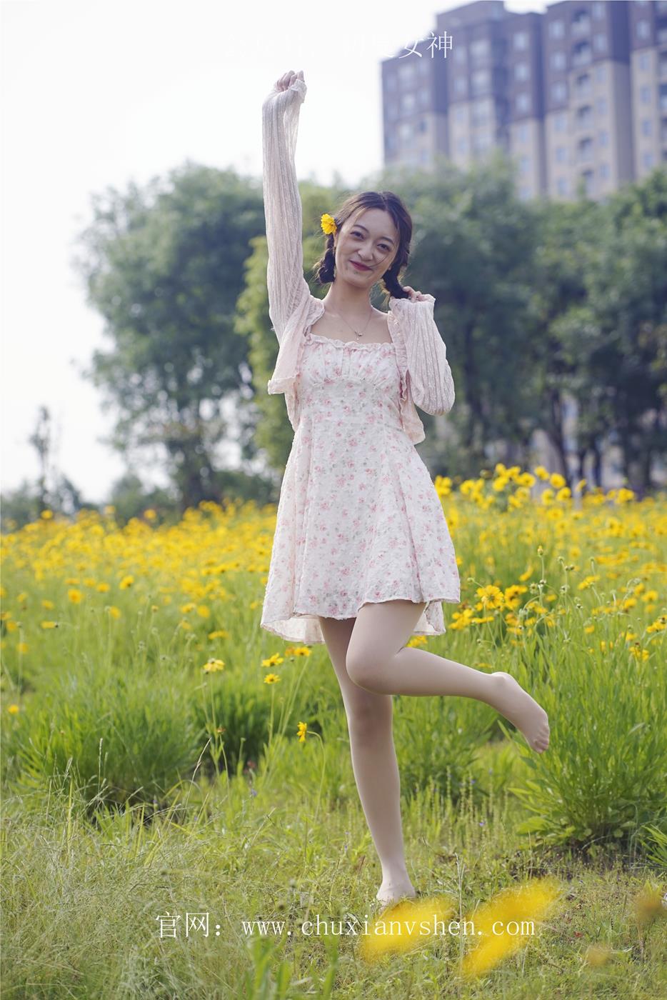 图片[36]-初夏女神 NO.032 依依 邻家女孩-风中少女[122P] – 速更版-美库