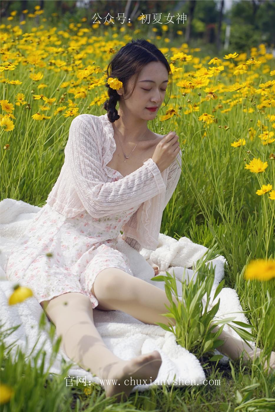 图片[51]-初夏女神 NO.032 依依 邻家女孩-风中少女[122P] – 速更版-美库