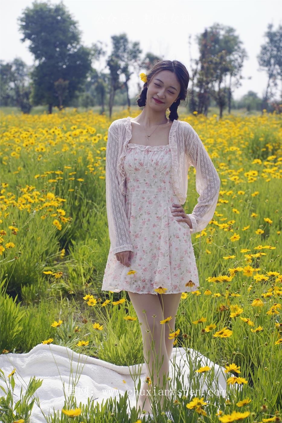 图片[57]-初夏女神 NO.032 依依 邻家女孩-风中少女[122P] – 速更版-美库