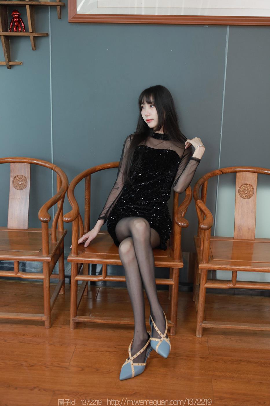 图片[83]-[IESS异思趣向] 2023.04.12 丝享家1419：团团《亮片嘿丝裙》[83P] – 速更版-美库