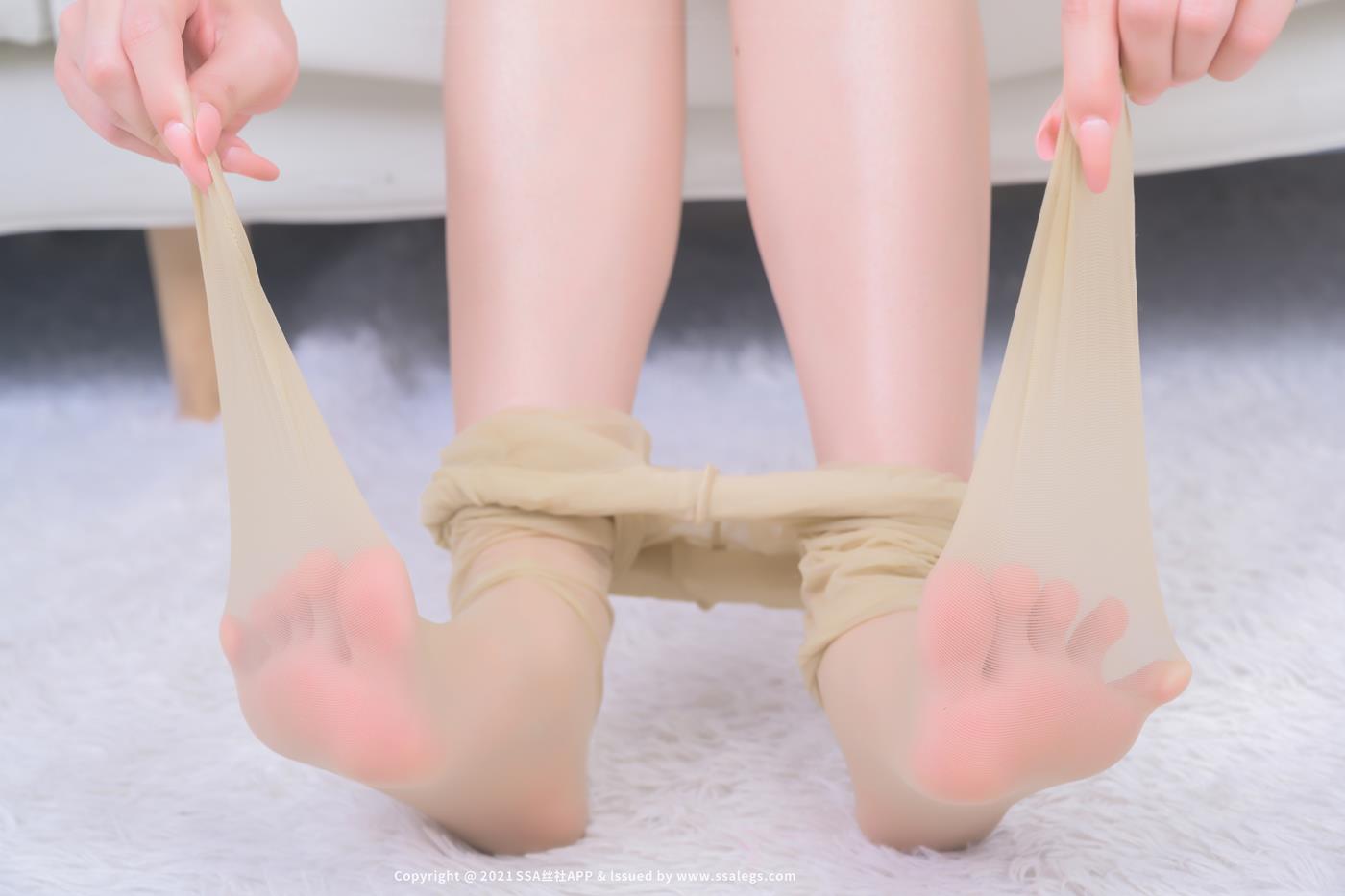 图片[103]-[SSA丝社]超清写真 NO.775 素人模特的肉丝袜玉足（下）[111P] – 速更版-美库