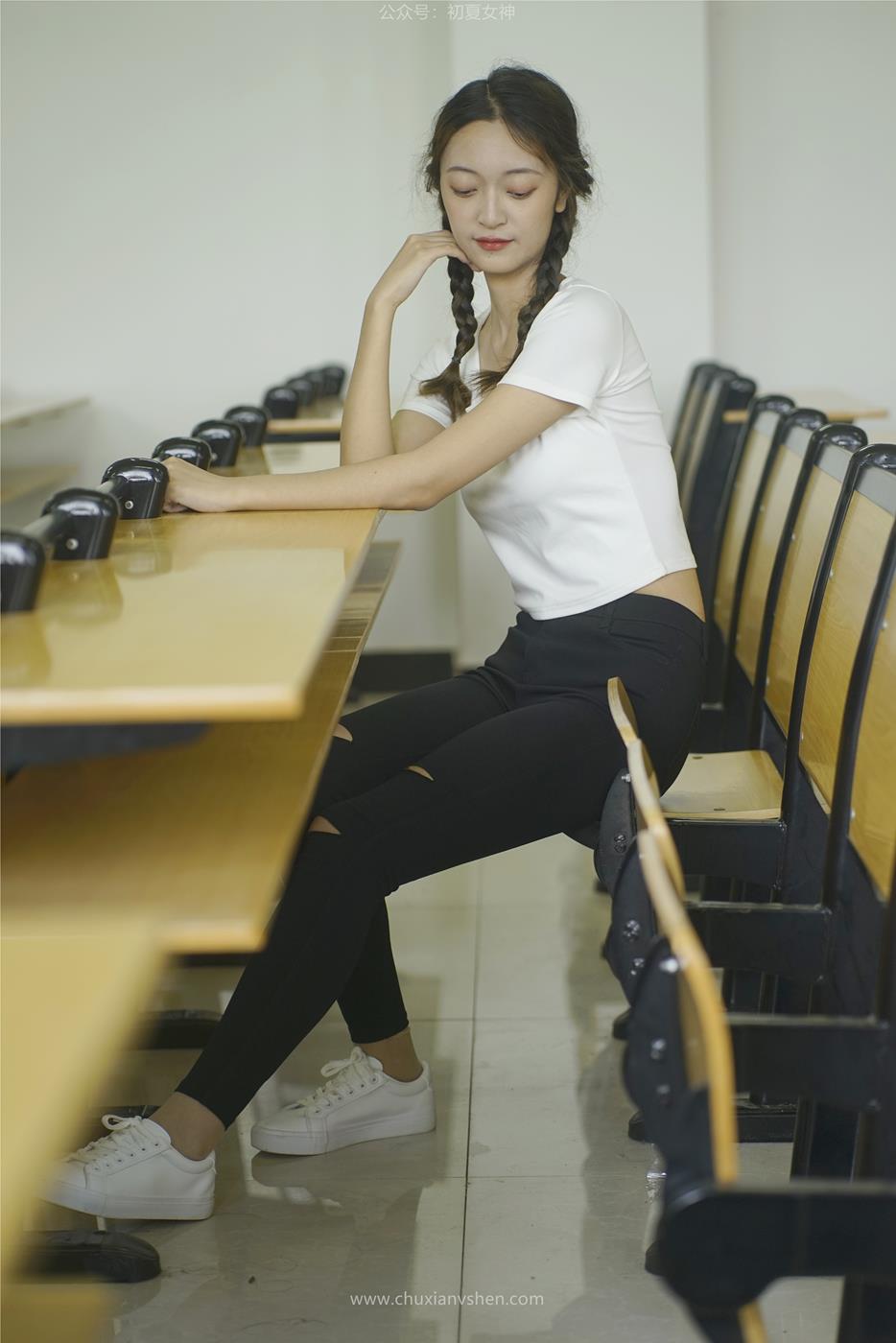 图片[41]-初夏女神 NO.033 依依 邻家女孩-毕业季[140P] – 速更版-美库