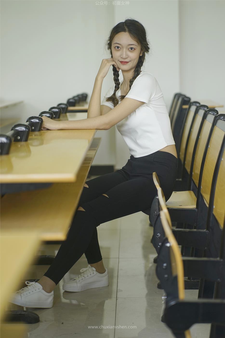 图片[42]-初夏女神 NO.033 依依 邻家女孩-毕业季[140P] – 速更版-美库