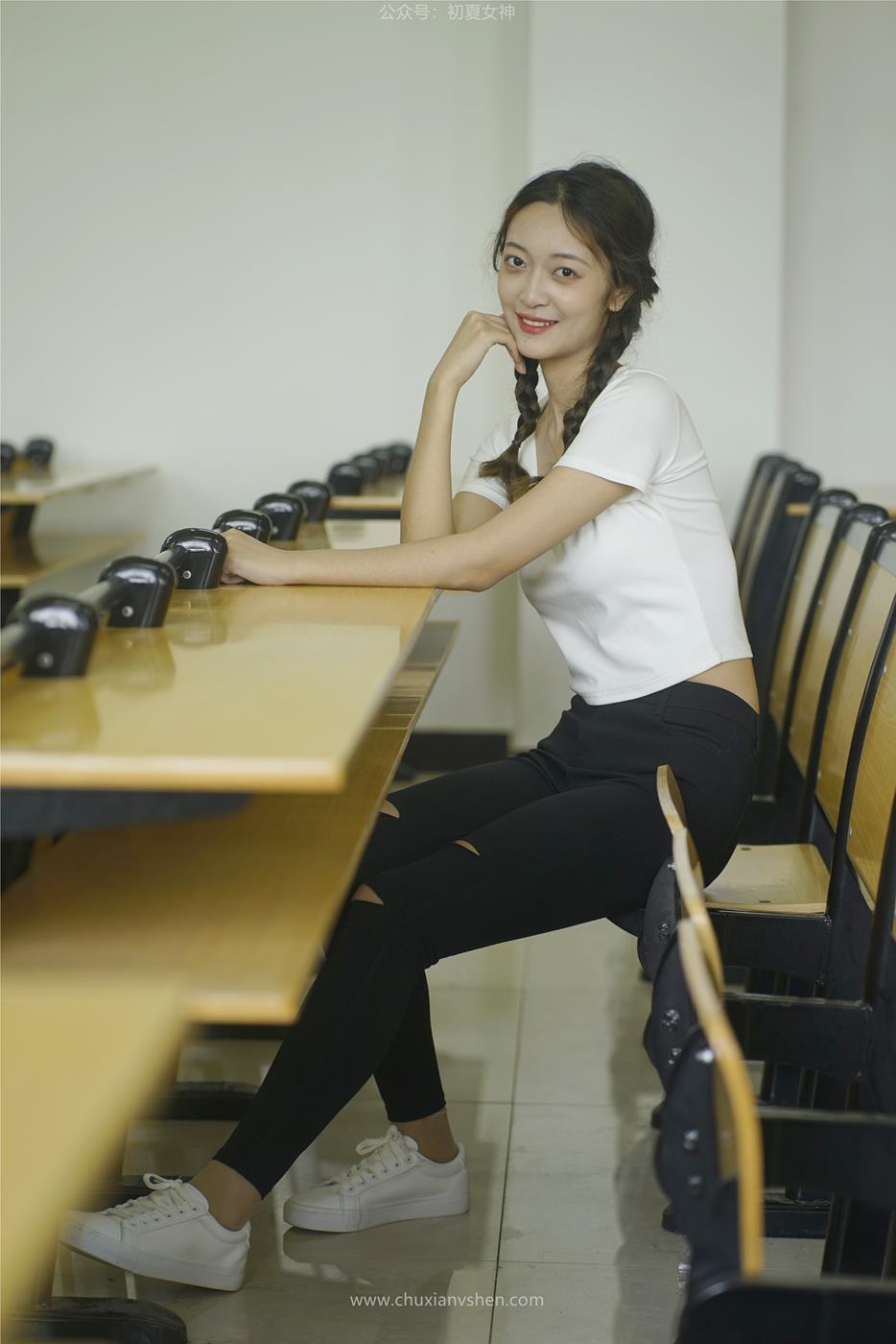 图片[44]-初夏女神 NO.033 依依 邻家女孩-毕业季[140P] – 速更版-美库