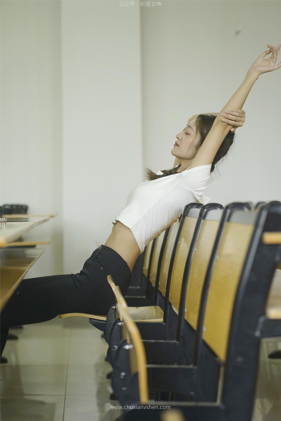 图片[51]-初夏女神 NO.033 依依 邻家女孩-毕业季[140P] – 速更版-美库