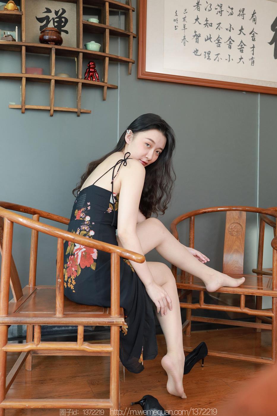 图片[44]-[IESS异思趣向] 2023.04.14 丝享家1421：秋秋《花裙女人》[86P] – 速更版-美库