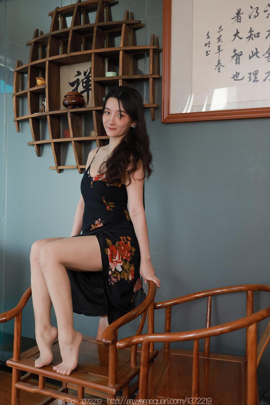 图片[57]-[IESS异思趣向] 2023.04.14 丝享家1421：秋秋《花裙女人》[86P] – 速更版-美库