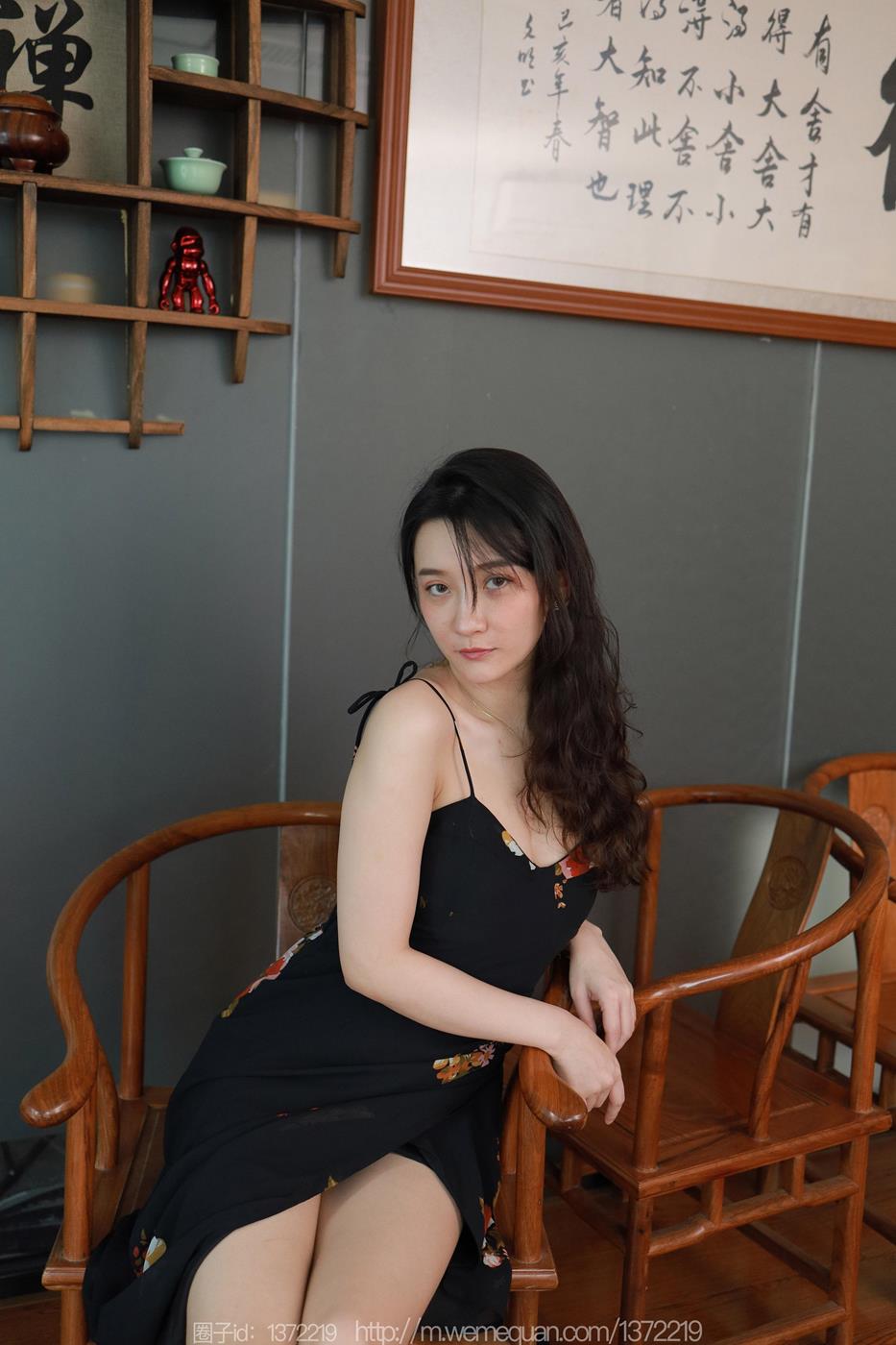 图片[65]-[IESS异思趣向] 2023.04.14 丝享家1421：秋秋《花裙女人》[86P] – 速更版-美库