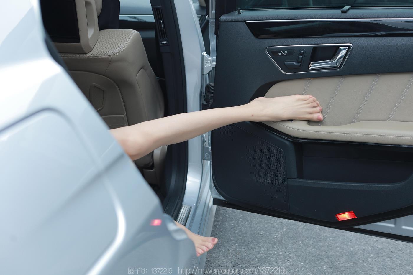 图片[65]-[IESS异思趣向] 2023.04.16 丝享家1423：团团《车里漫步》[87P] – 速更版-美库