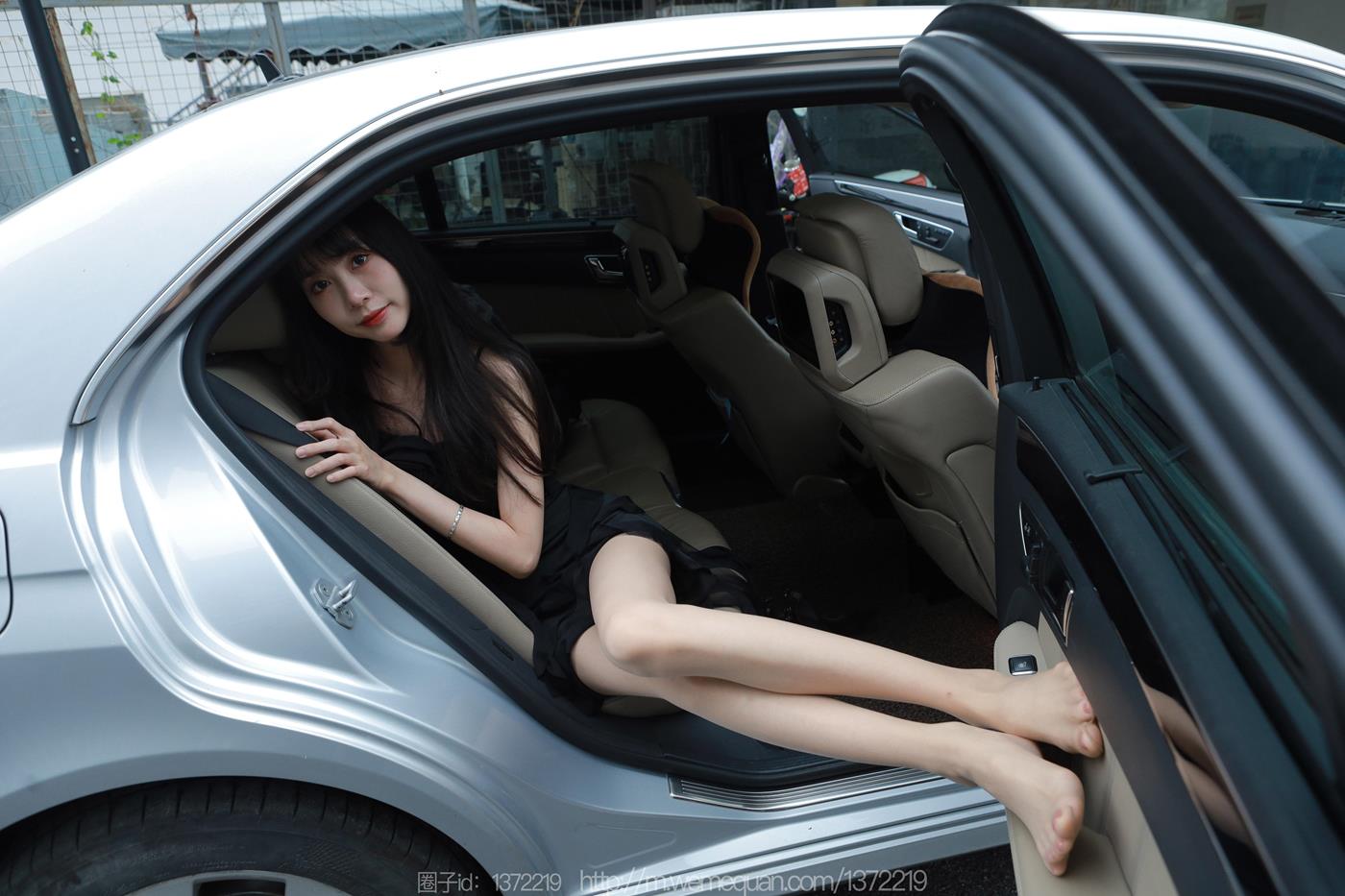 图片[79]-[IESS异思趣向] 2023.04.16 丝享家1423：团团《车里漫步》[87P] – 速更版-美库