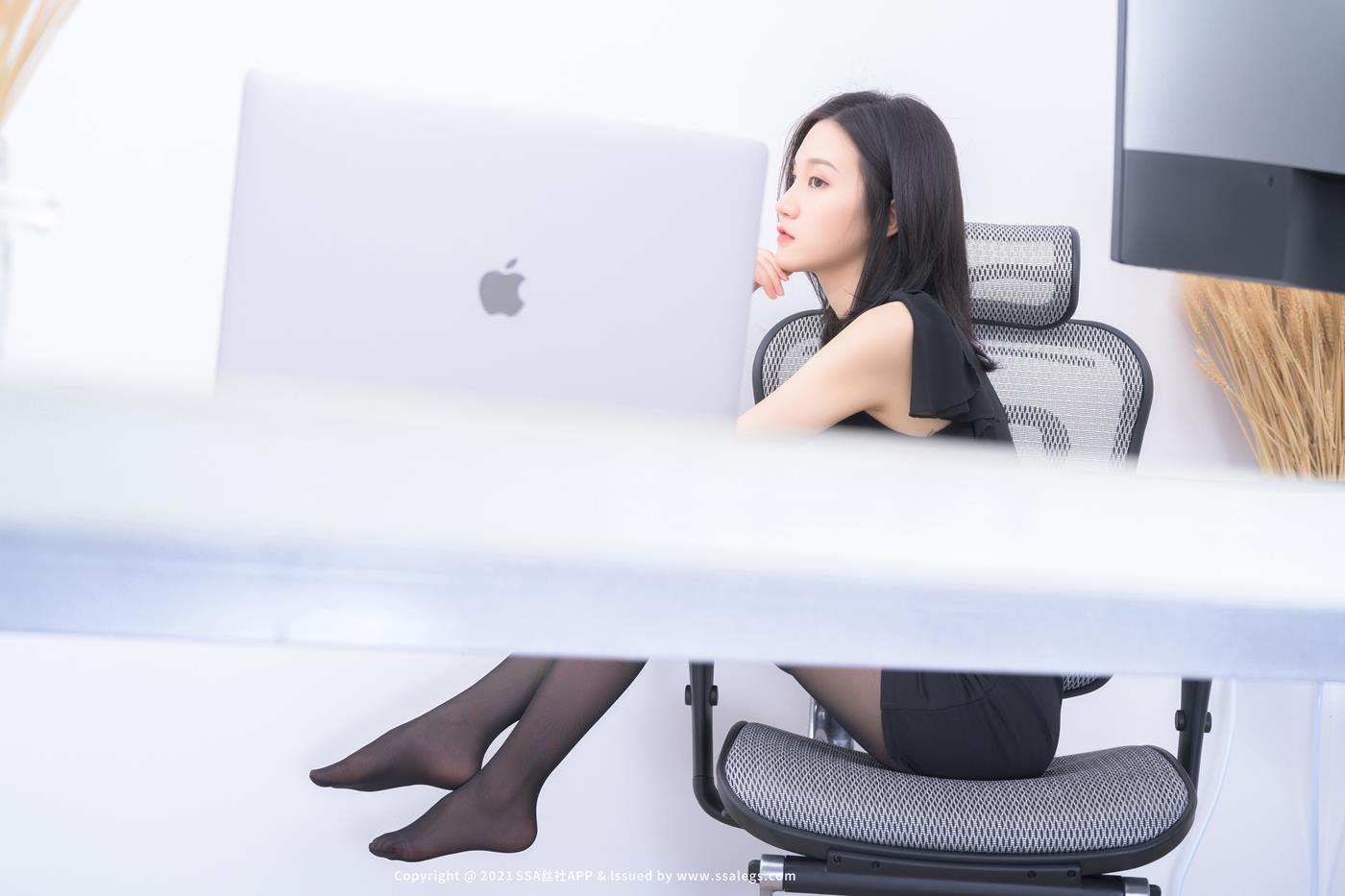 图片[51]-[SSA丝社]超清写真 NO.781 模特晶晶的黑丝袜美脚（下）[153P] – 速更版-美库