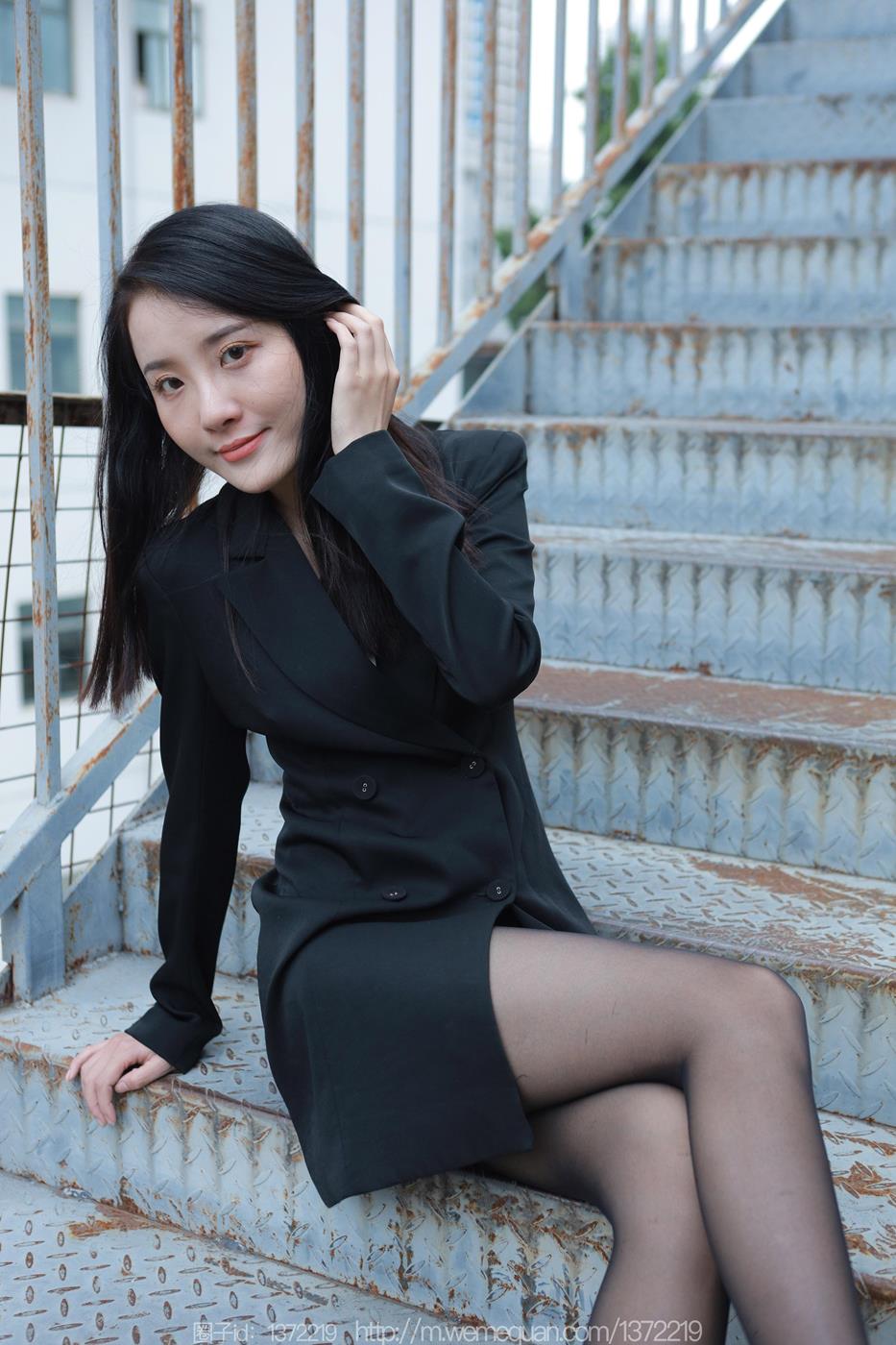 图片[42]-[IESS异思趣向] 2023.04.18 丝享家1425：婉萍《小辣椒》[85P] – 速更版-美库