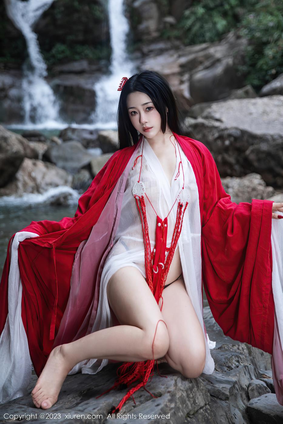 图片[14]-[Xiuren秀人网]2023.08.28 NO.7295 严利娅Yuliya 白日依山尽 [36+1P] – 速更版-美库