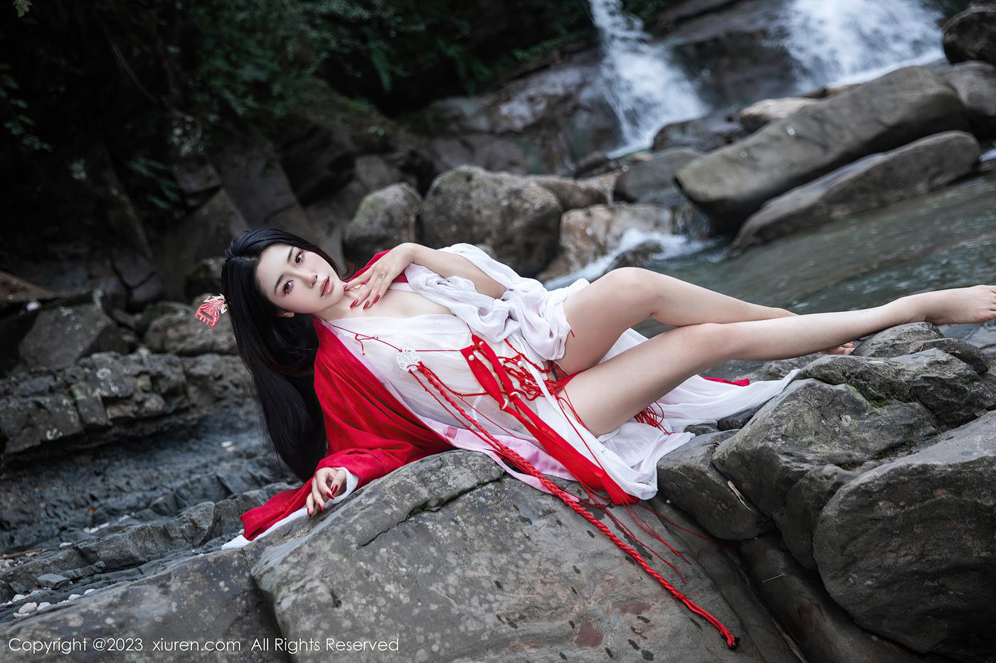 图片[18]-[Xiuren秀人网]2023.08.28 NO.7295 严利娅Yuliya 白日依山尽 [36+1P] – 速更版-美库