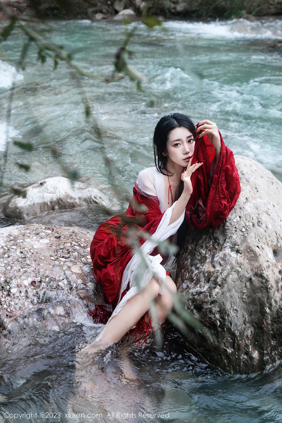 图片[25]-[Xiuren秀人网]2023.08.28 NO.7295 严利娅Yuliya 白日依山尽 [36+1P] – 速更版-美库