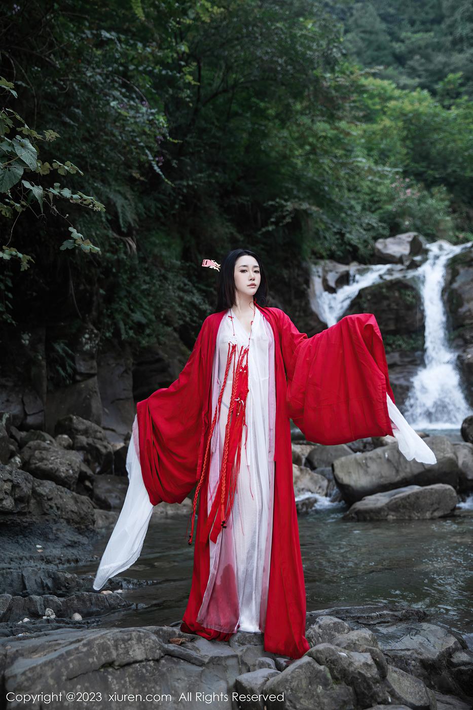 图片[38]-[Xiuren秀人网]2023.08.28 NO.7295 严利娅Yuliya 白日依山尽 [36+1P] – 速更版-美库